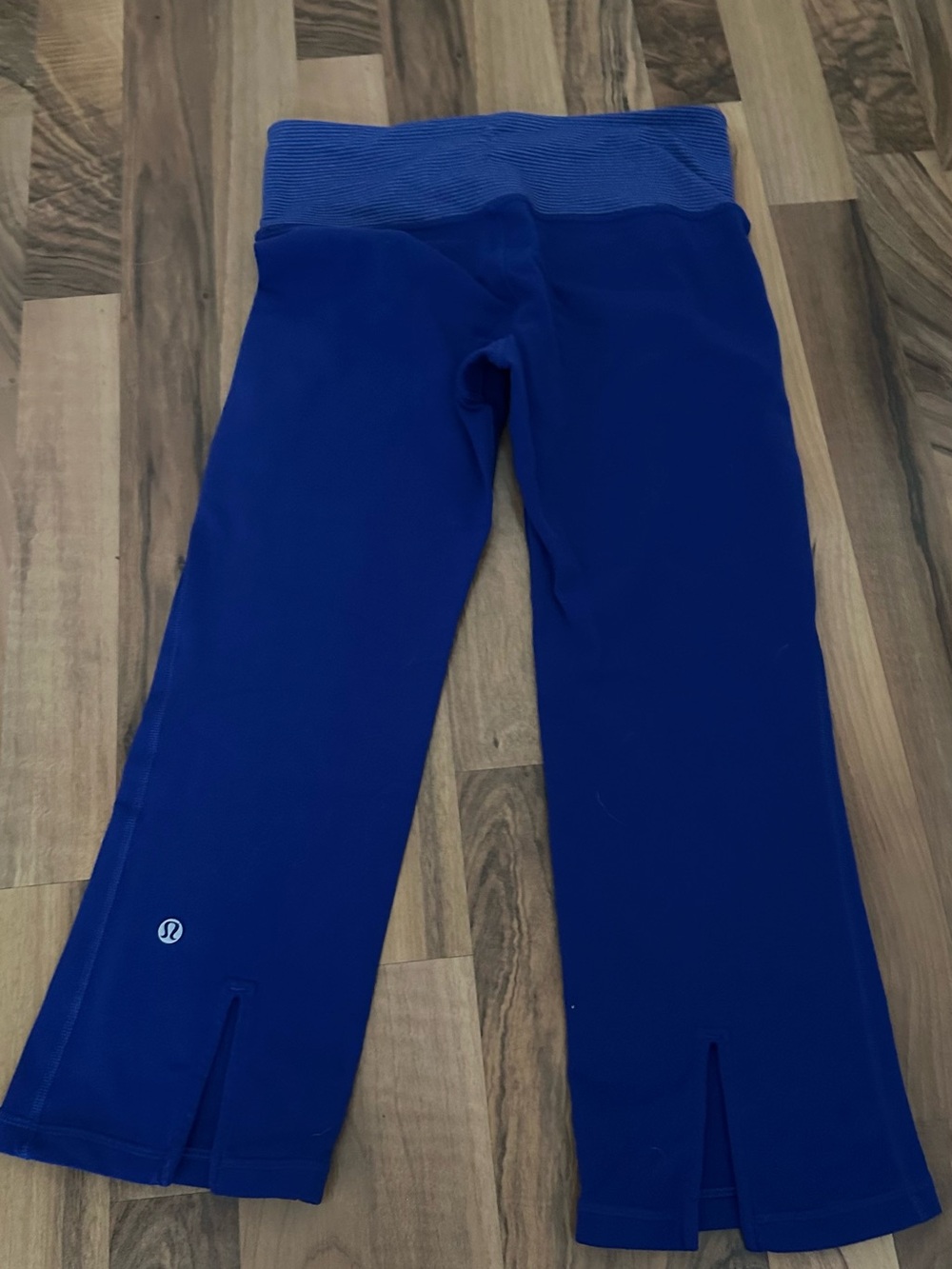 Lululemon Gather and Crow crop pants